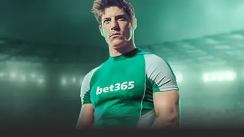 世界羽联排名首位，冯彦哲黄东萍创下辉煌新纪录