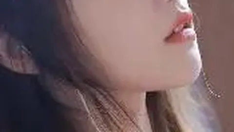 中国男足亚洲杯遗憾负卡塔尔，韦世豪错失良机，小组第三收官